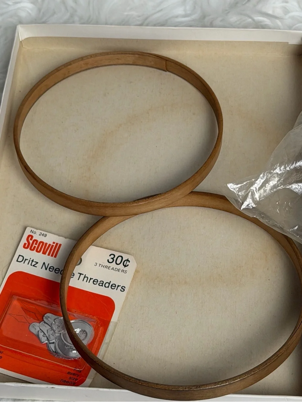 Dritz Needle Threaders & Embroidery Floss Kit with Wooden Hoops - Multicolor